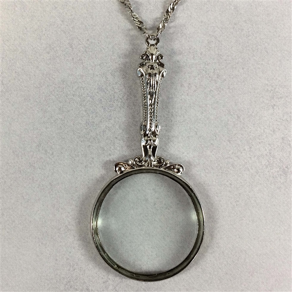 Vintage Style Magnifying Glass Pendant Necklace Victorian -   Magnifying  glass pendants, Glass pendant necklace, Vintage style necklace